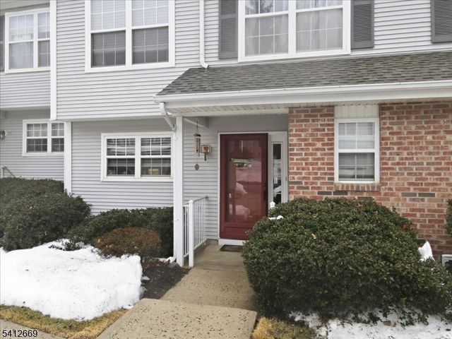 76 Hickory Way, Mount Arlington Boro, NJ 07856