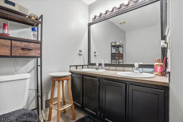 76 Hickory Way, Mount Arlington Boro, NJ 07856