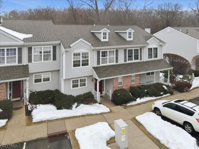 76 Hickory Way, Mount Arlington Boro, NJ 07856