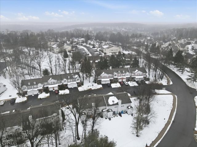 76 Hickory Way, Mount Arlington Boro, NJ 07856