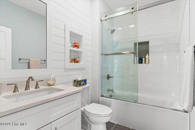 458 Raven Glen Drive, Southport, NC 28461