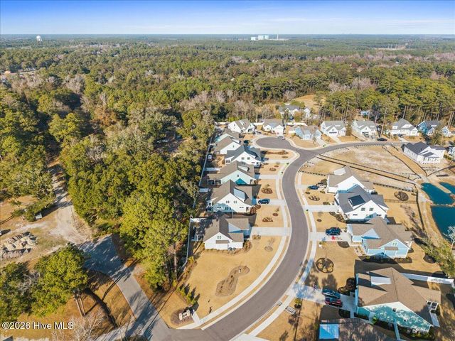 458 Raven Glen Drive, Southport, NC 28461