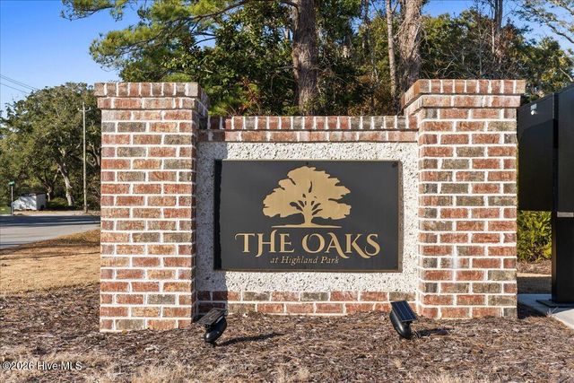 458 Raven Glen Drive, Southport, NC 28461