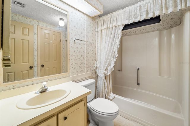 8485 IMPERIAL CIRCLE, Palmetto, FL 34221