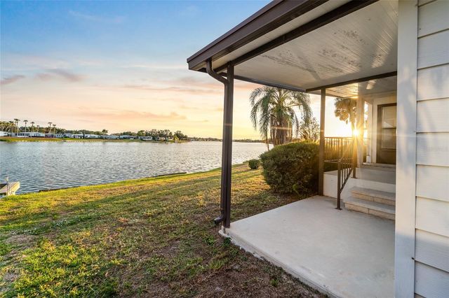 8485 IMPERIAL CIRCLE, Palmetto, FL 34221