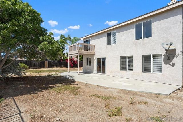 408 Shadow Tree Dr, Oceanside, CA 92058