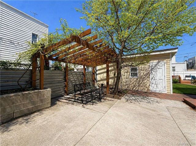 3173 Shore Parkway, Brooklyn, NY 11235