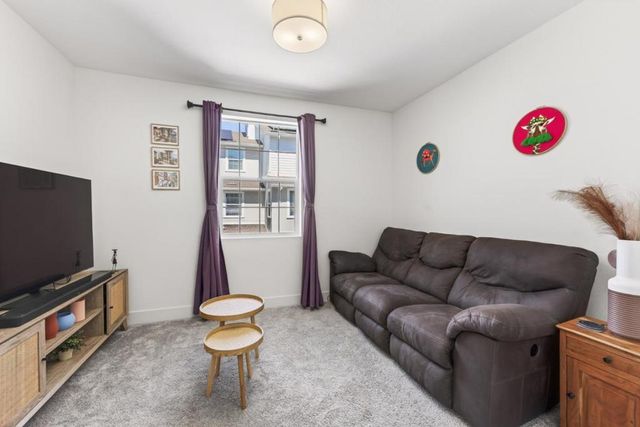 9532 Seawind Way, Newark, CA 94560