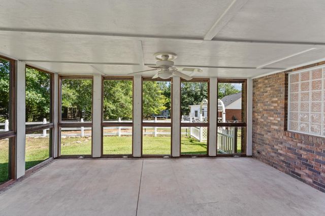 168 S Lake Emory Drive, Inman, SC 29349