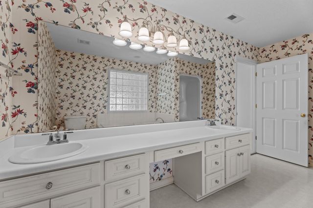168 S Lake Emory Drive, Inman, SC 29349
