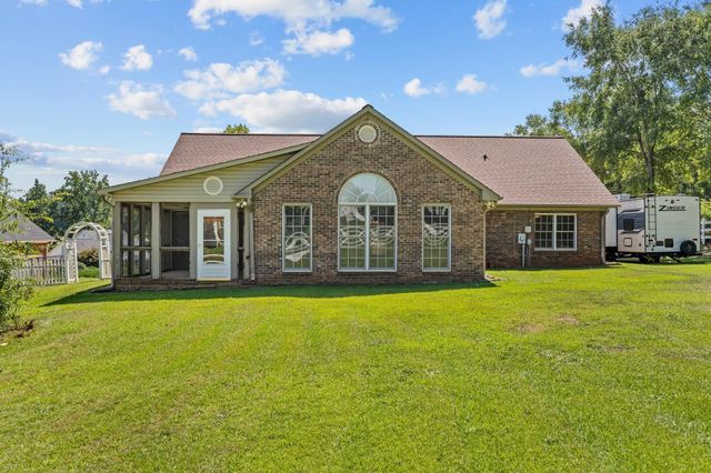 168 S Lake Emory Drive, Inman, SC 29349