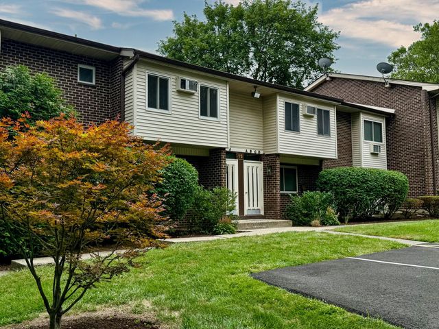15 Blue Hill Commons, Orangeburg, NY 10962