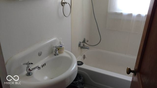 3416 W Riverside Avenue, Muncie, IN 47304