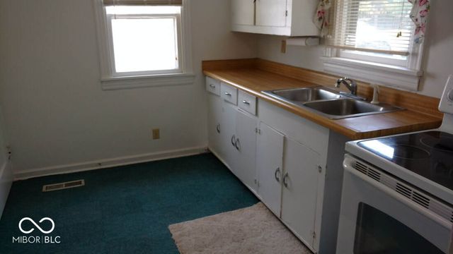 3416 W Riverside Avenue, Muncie, IN 47304