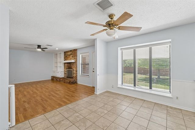 213 S Silver Drive, Mustang, OK 73064