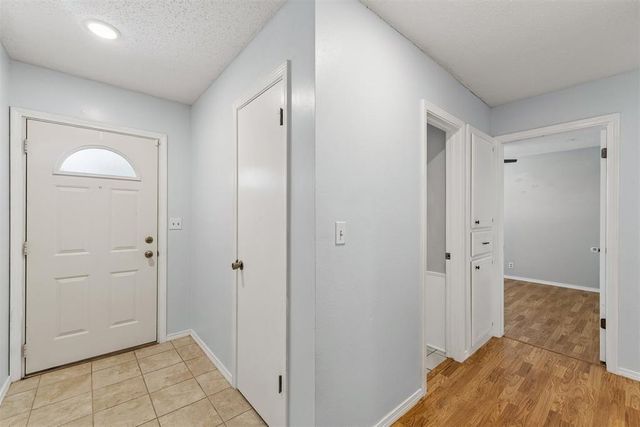213 S Silver Drive, Mustang, OK 73064