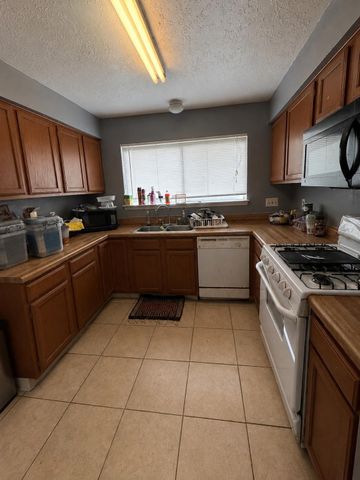 7819 Breda Drive, Baytown, TX 77521