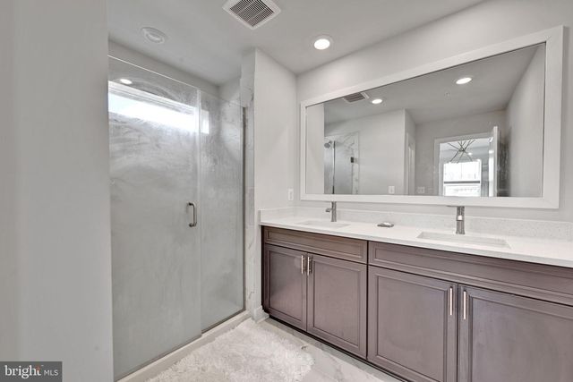 5318 PHILLIS WHEATLEY PL, White Plains, MD 20695