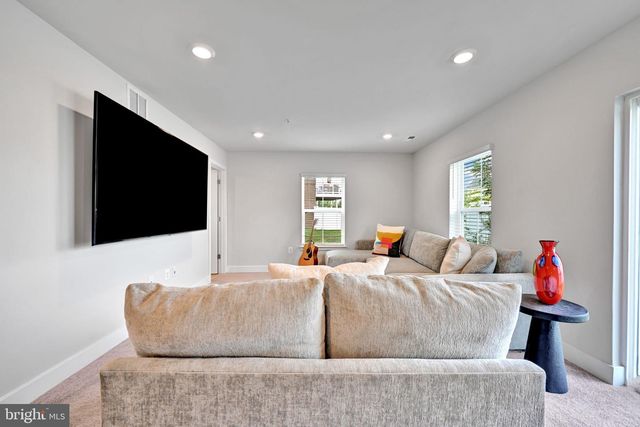 5318 PHILLIS WHEATLEY PL, White Plains, MD 20695