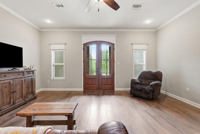 5 Lukefield Drive, Greenbrier, AR 72058