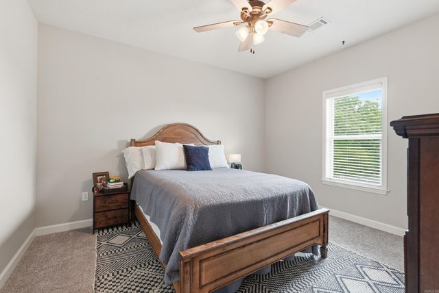 5 Lukefield Drive, Greenbrier, AR 72058