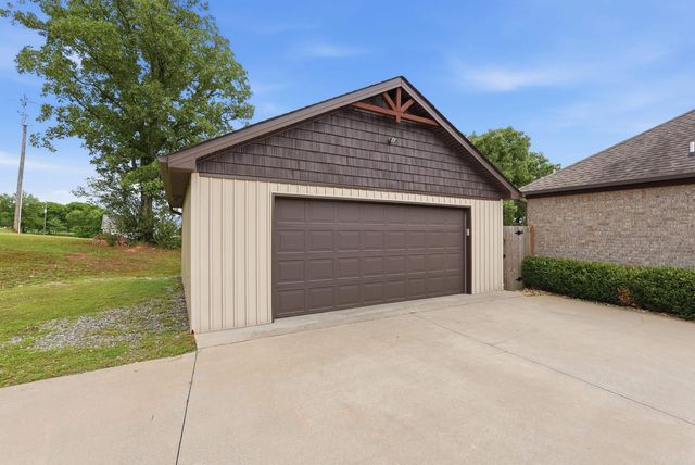 5 Lukefield Drive, Greenbrier, AR 72058