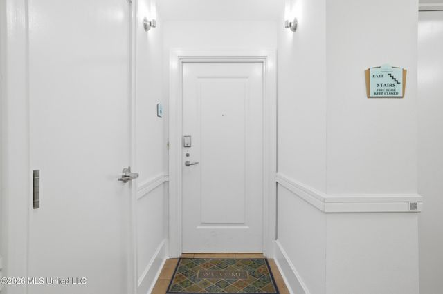 2060 Beach Boulevard, 204, Biloxi, MS 39531