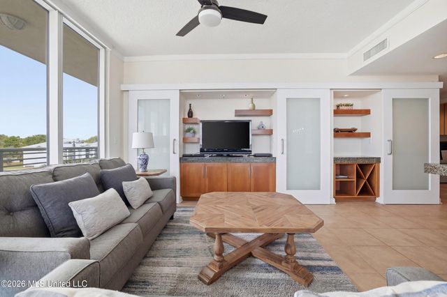 2060 Beach Boulevard, 204, Biloxi, MS 39531