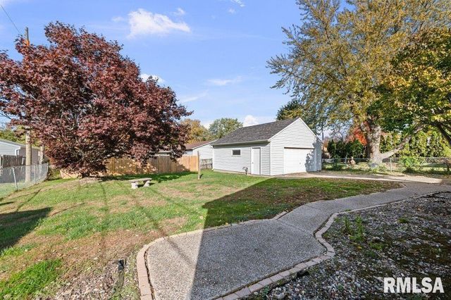 1115 35TH Avenue Court, East Moline, IL 61265