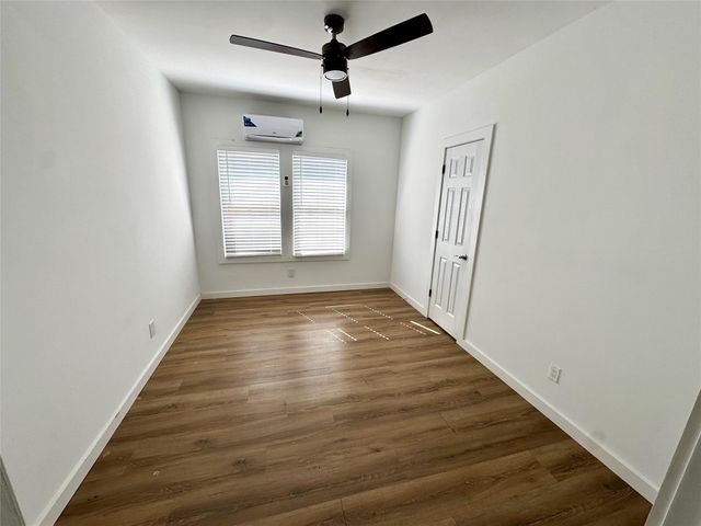 7 Hunt Street, Houston, TX 77003