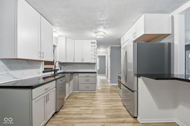 749 W Edgewood Avenue, Indianapolis, IN 46217