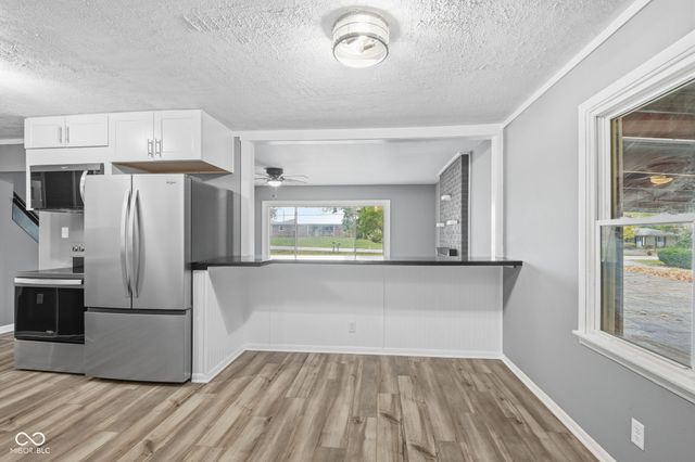 749 W Edgewood Avenue, Indianapolis, IN 46217