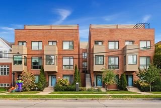 645 Custer Avenue 403, Evanston, IL 60202