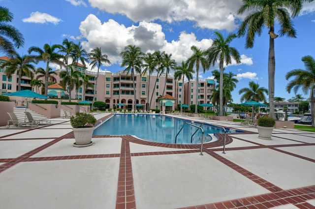 100 SE 5th Avenue 504, Boca Raton, FL 33432