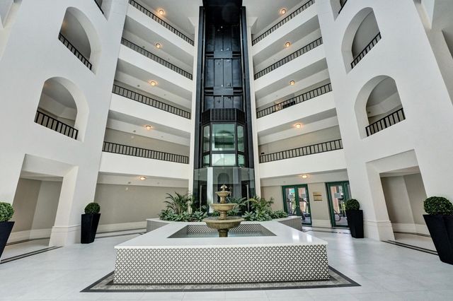 100 SE 5th Avenue 504, Boca Raton, FL 33432