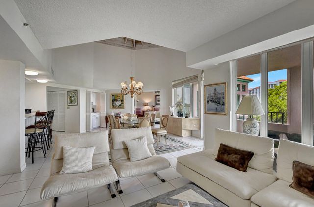 100 SE 5th Avenue 504, Boca Raton, FL 33432