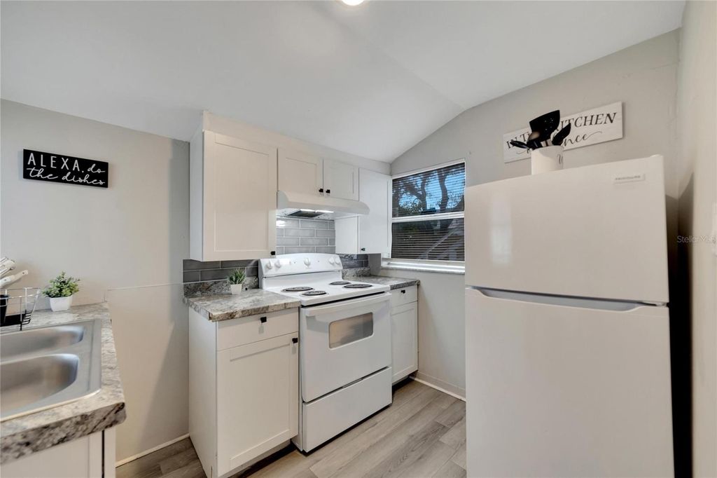 Image 9 of property listing at 4209 N 14TH STREET, Tampa, FL 33603