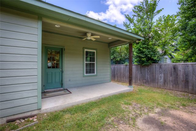109 W Damon Street, Terrell, TX 75160
