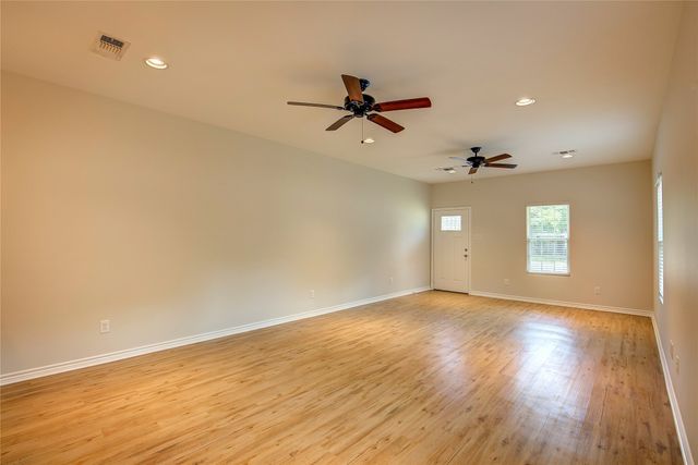 109 W Damon Street, Terrell, TX 75160