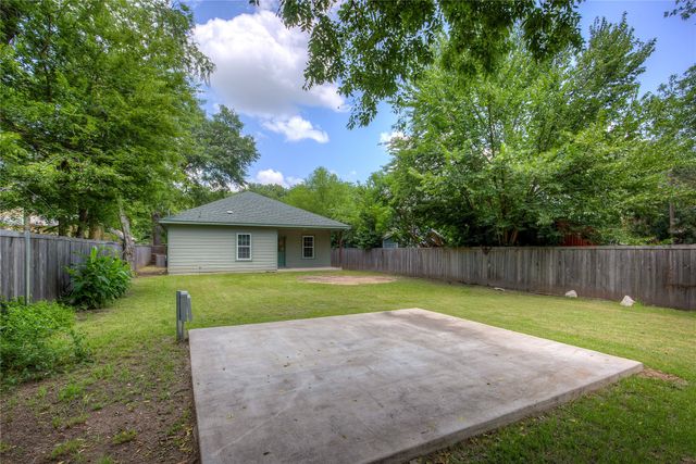 109 W Damon Street, Terrell, TX 75160