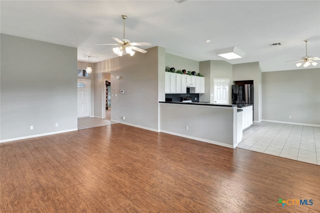 205 Arabian Drive, Victoria, TX 77904