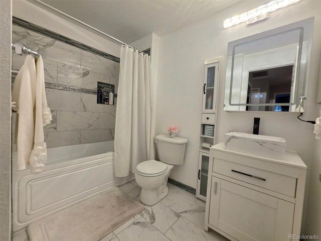 9305 Las Ramblas Ct E, Parker, CO 80134