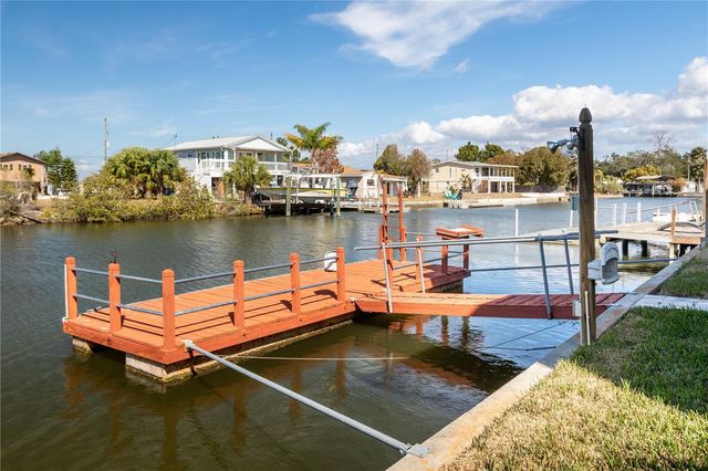 5100 CEDARBROOK LANE, Hernando Beach, FL 34607