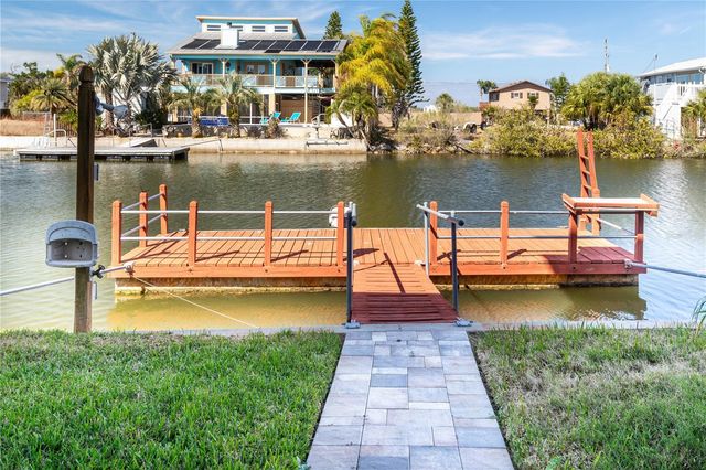 5100 CEDARBROOK LANE, Hernando Beach, FL 34607
