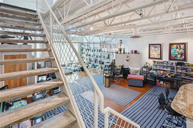5091 Thunder River Circle, Las Vegas, NV 89148