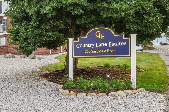300 Smithfield Road 5-34, North Providence, RI 02904