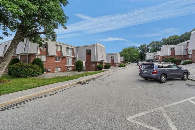 300 Smithfield Road 5-34, North Providence, RI 02904