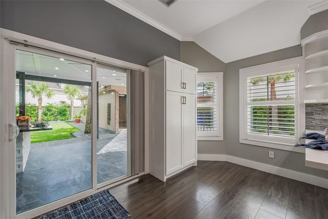 1013 Azalea Pointe, League City, TX 77573