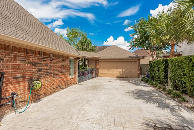 1013 Azalea Pointe, League City, TX 77573