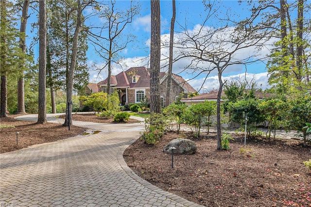1329 Chewink CT, Virginia Beach, VA 23451
